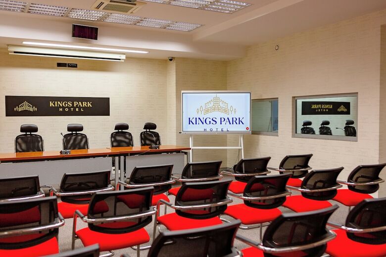 Kings Park Hotel