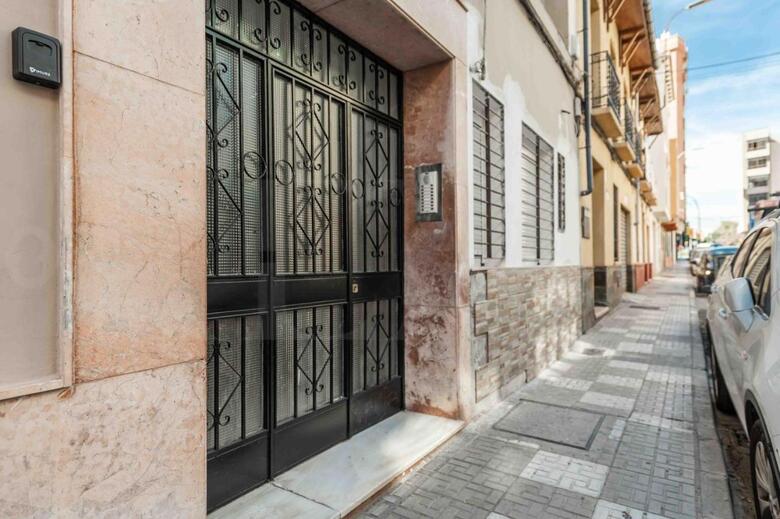 Boho Apartment Near Center By Rems