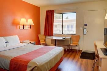Motel 6 Salem