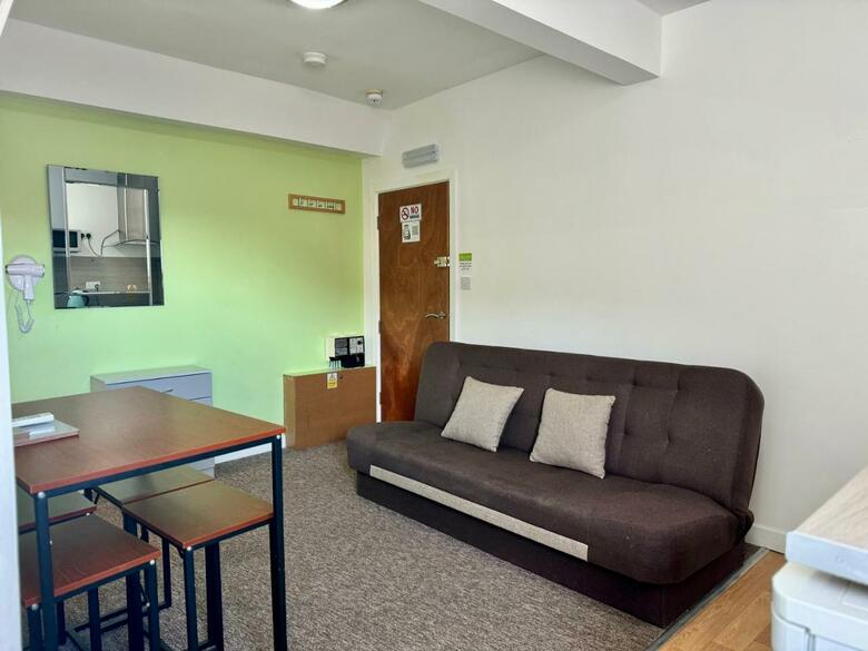 Charlton Aparthotel