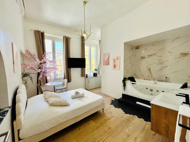 Apartamento Hotel Les Orangers