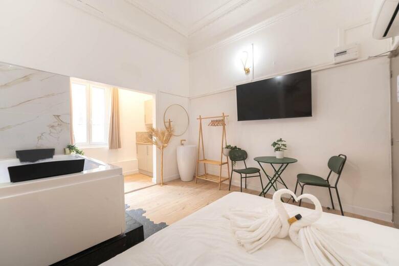 Apartamento Hotel Les Orangers
