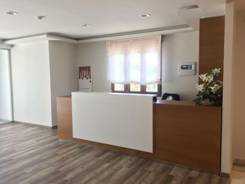 Hotel Santom�