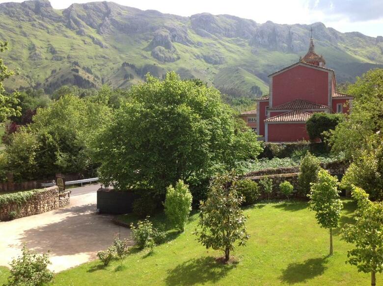 Hotel Rural Arpa De Hierba