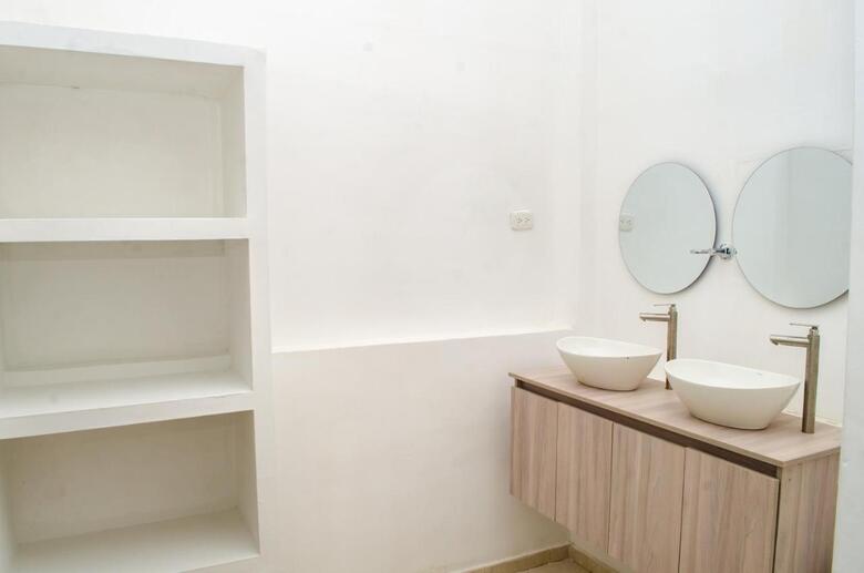 Aw Hotel Puertas De La Bahia