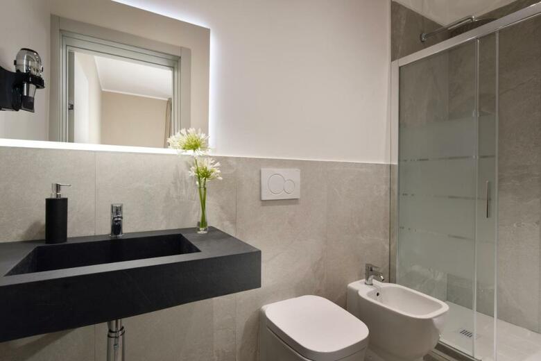 Essence Hotel