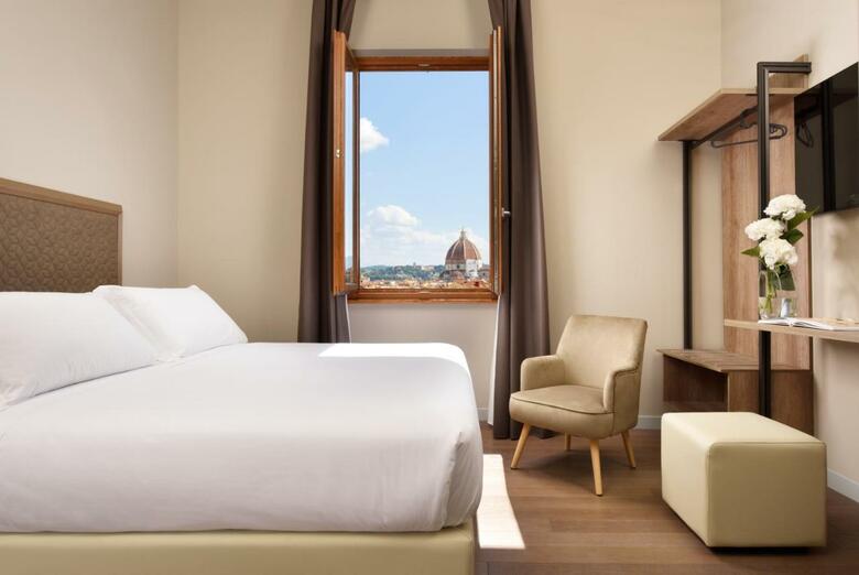 Essence Hotel