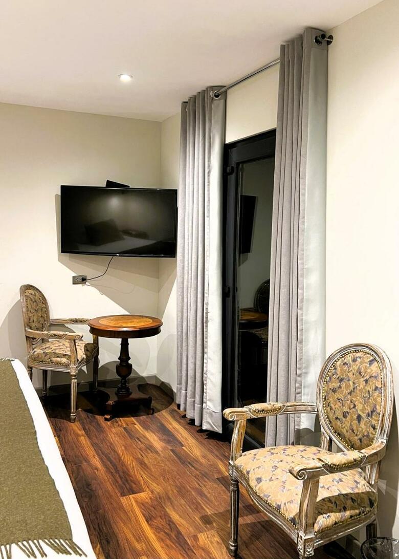 Hotel Montes Central