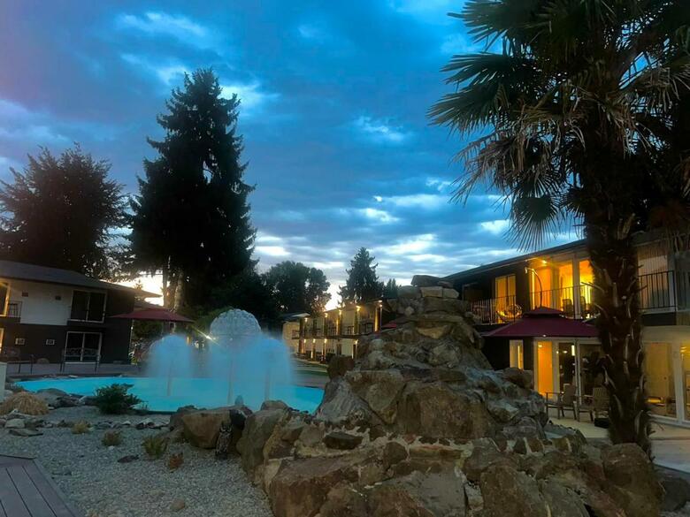 Interurban Suites Hotel