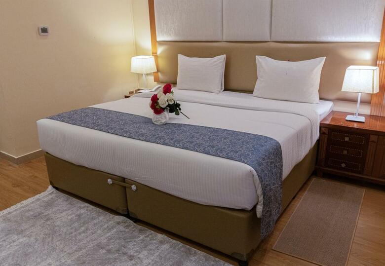 Vendome Plaza Hotel