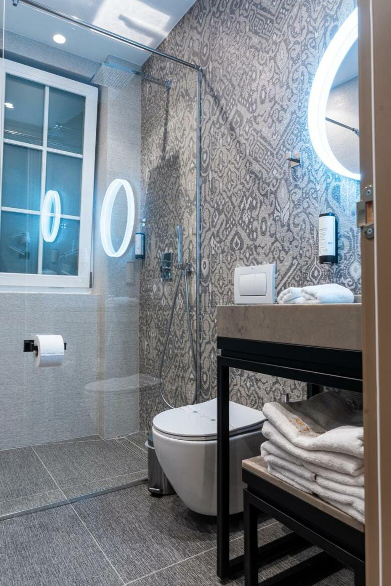 Art Gallery Boutique Hotel