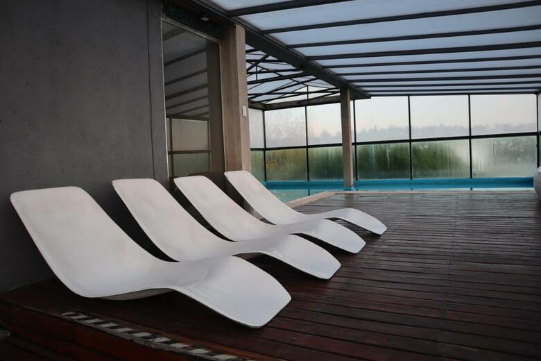 Costalago Suites Hotel
