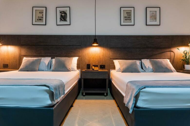 Hotel California Center Med