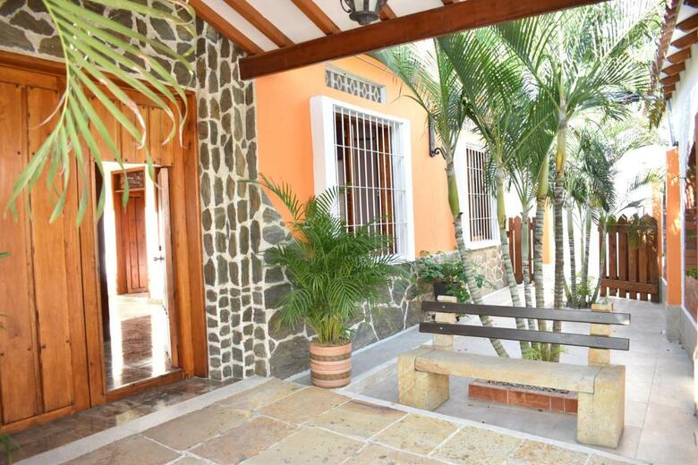 Hotel Isabella Santa Marta