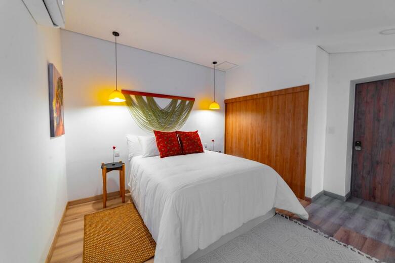 Pao Pao Hotel & Beach Club