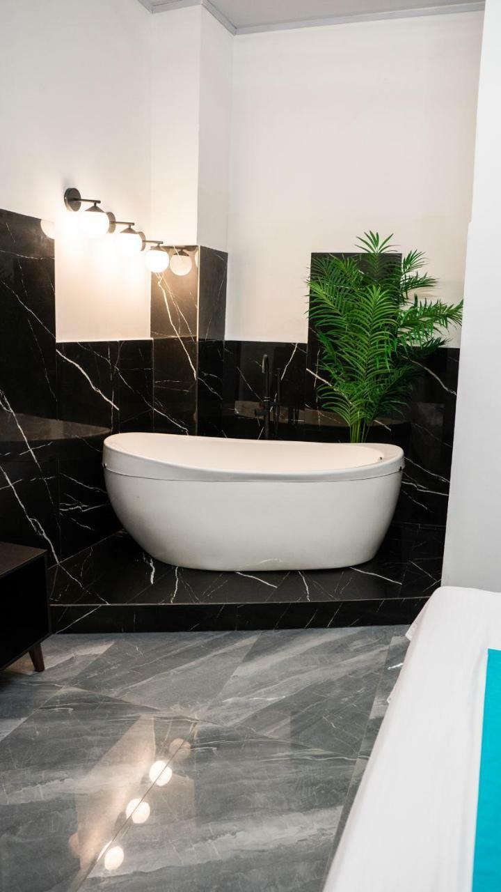Ch Hoteles C�psula Getsemani