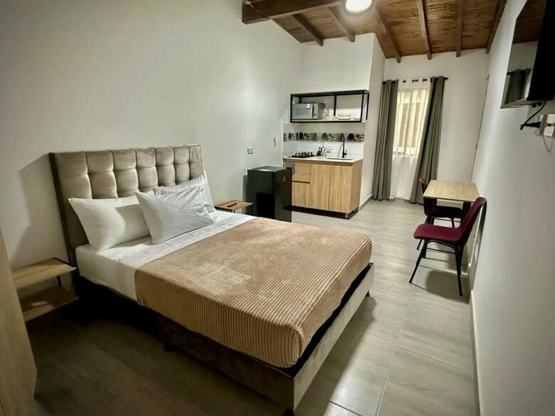 Apartahotel Castellana