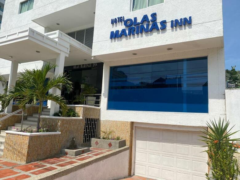 Hotel Olas Marinas Inn
