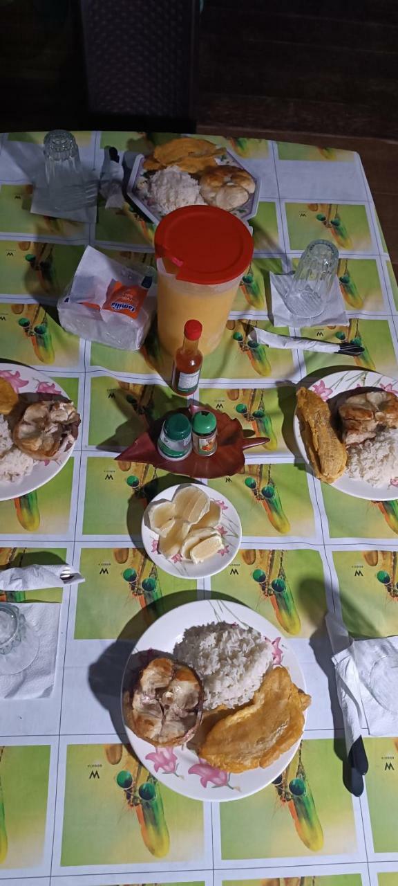Hostal Hotel Tat�ane Mundo Amaz�nico