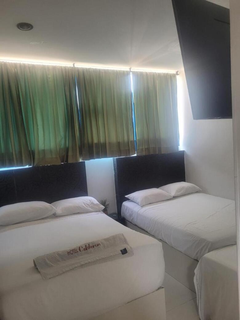 Hotel Calderon