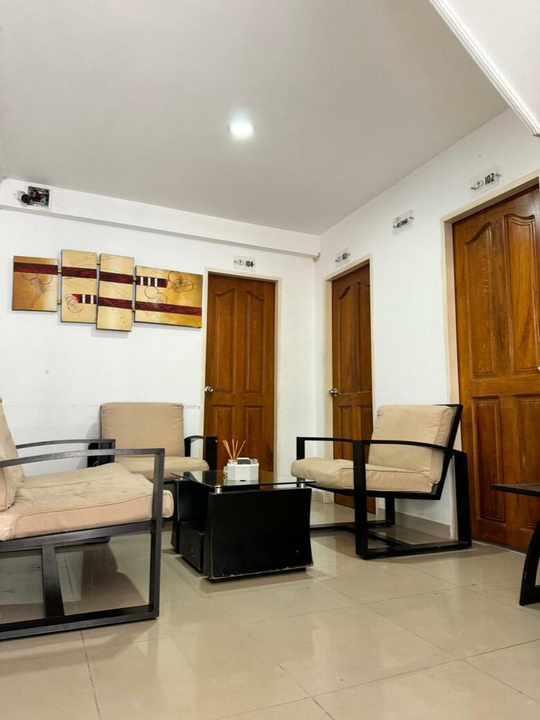 Sgh Hotel Madeleine Inn