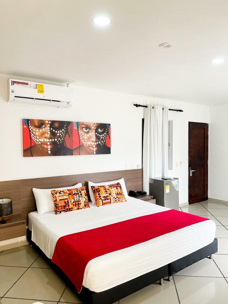 Hotel Plaza Manfortt