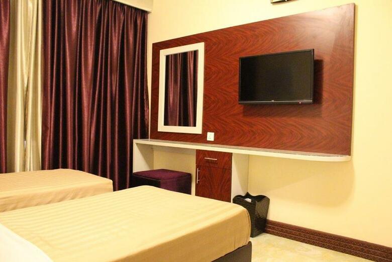 Mariana Hotel