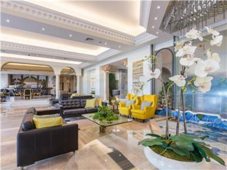 Exciting 1 Bedroom Aparthotel