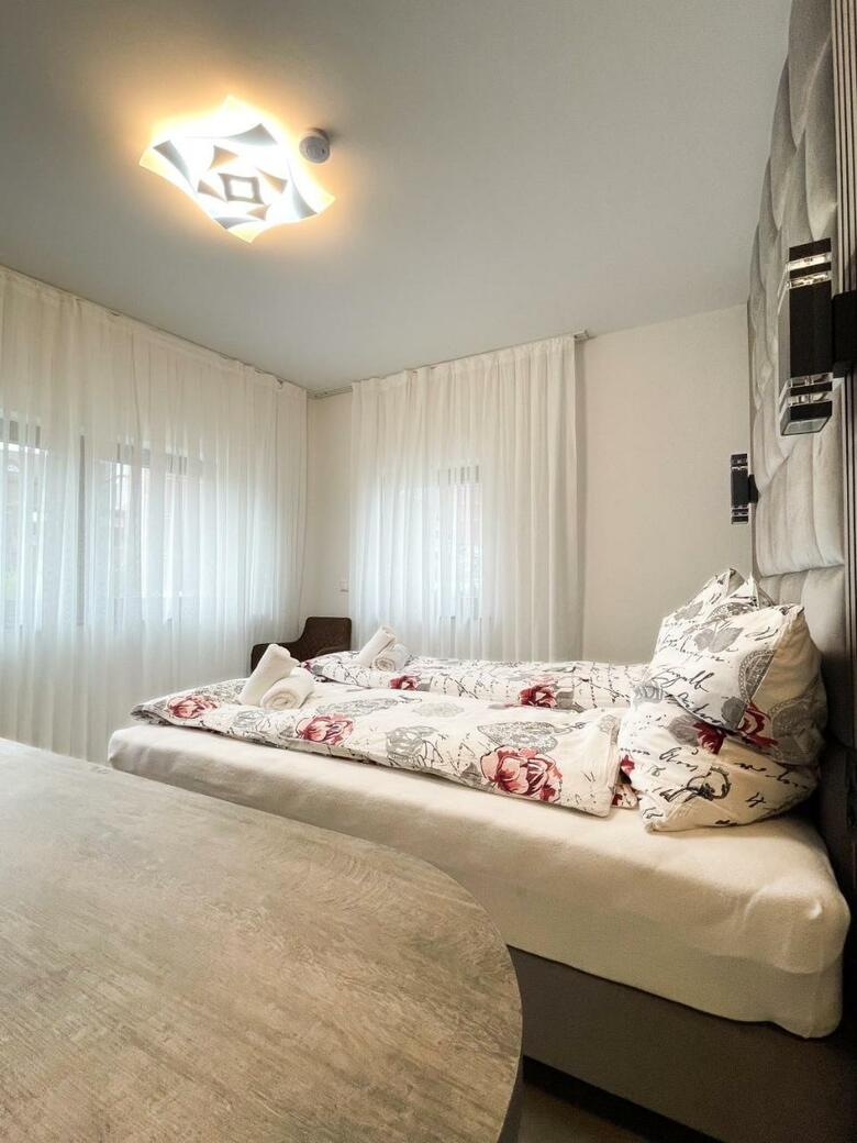 Hotel L�wenstein
