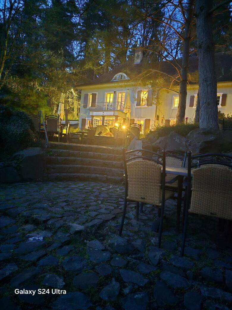 Hotel Und Restaurant Halbinsel