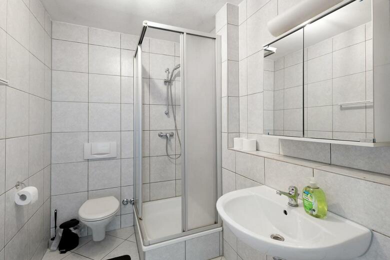 Hostal Hotel Neue Krone - Markt Erlbach