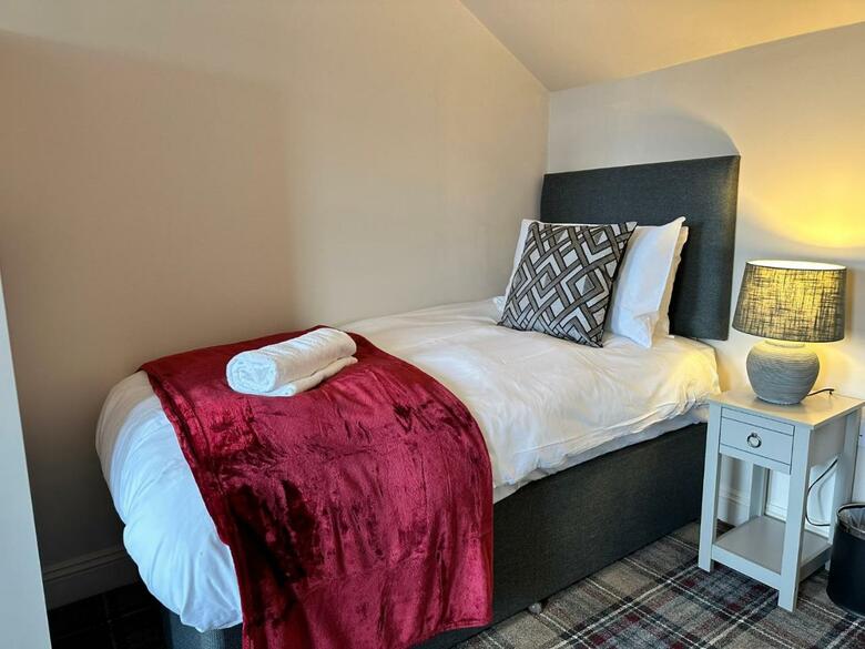 The Prince Albert Pub & Hotel