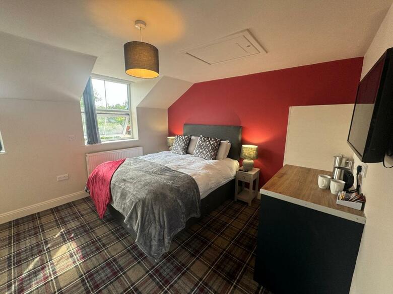 The Prince Albert Pub & Hotel