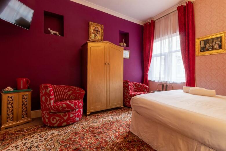 Hotel Rouge