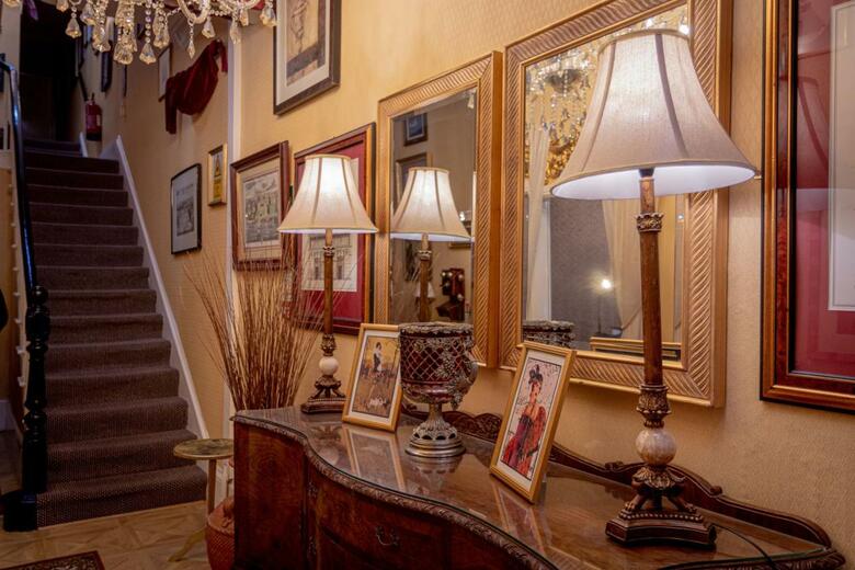 Hotel Rouge