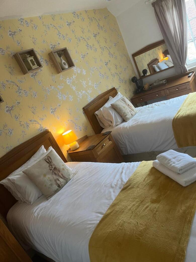 Bed & Breakfast The Bull Hotel