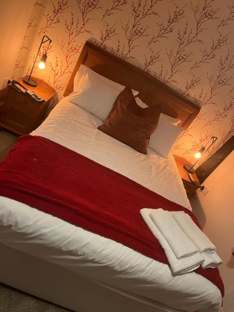 Bed & Breakfast The Bull Hotel