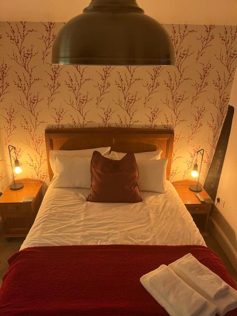 Bed & Breakfast The Bull Hotel
