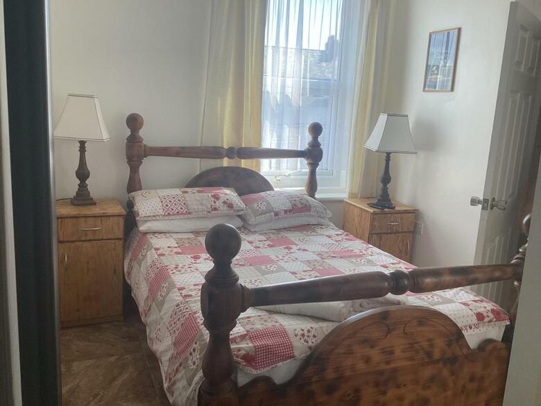 Alexander Hotel Fully Refurbished All Rooms En-suite