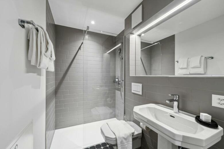 Glandon Suites - Self Check-in Hotel