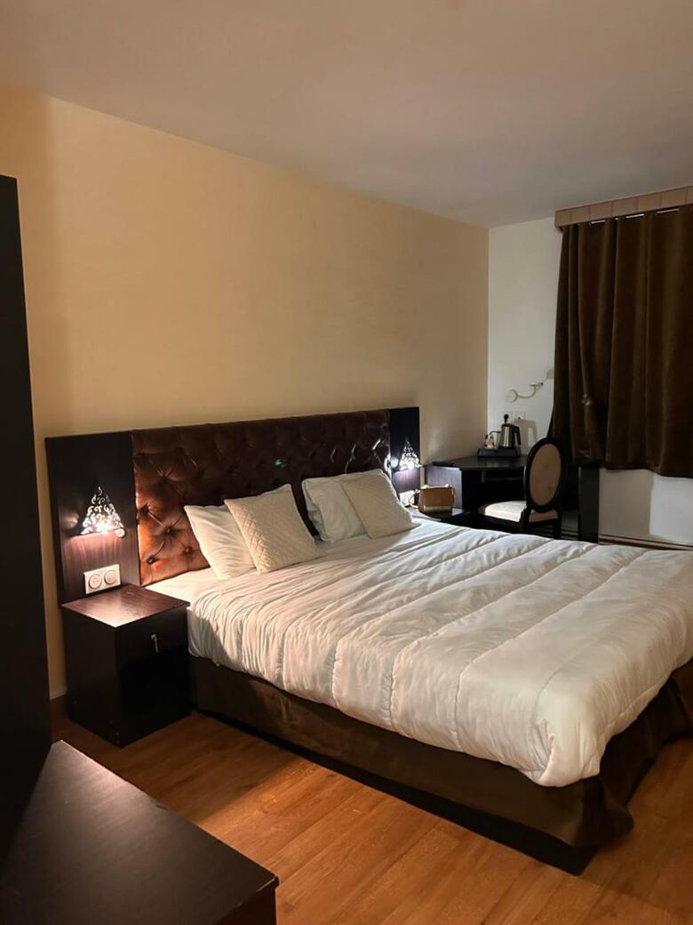 Hotel Grand Paris