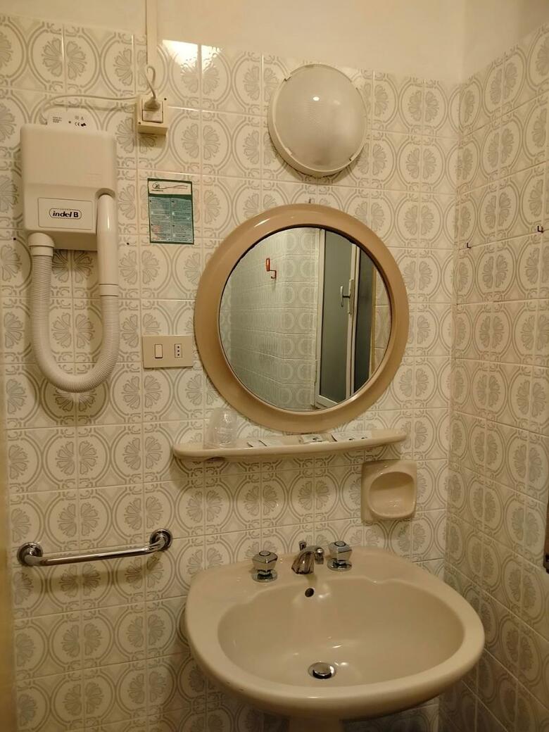 Hotel Veles