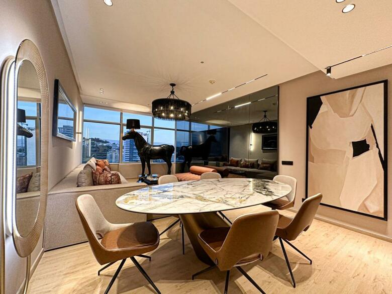 Luxury Apartment In Hotel Hilton