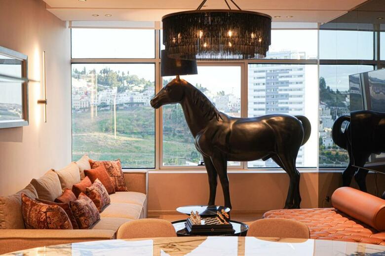 Luxury Apartment In Hotel Hilton