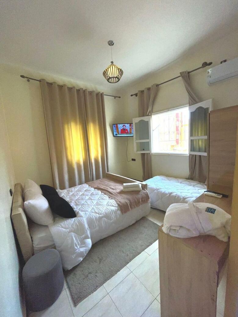 Hotel Darna With Air Conditioning
