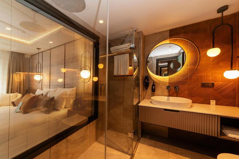 Levni Istanbul Hotel Handwritten Collection