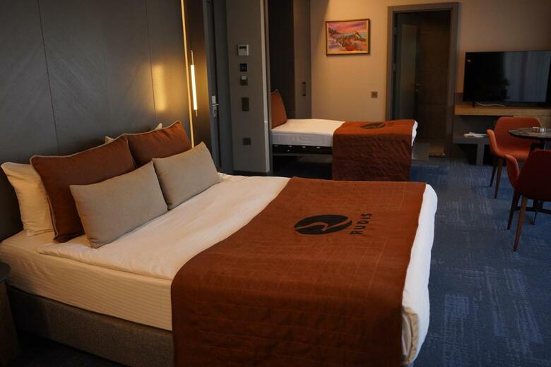 Rudis Hotel