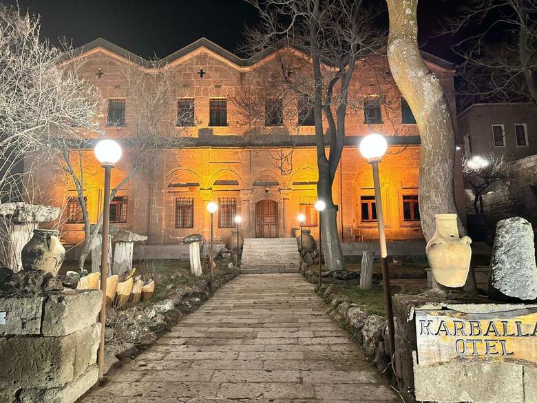 Karballa Hotel