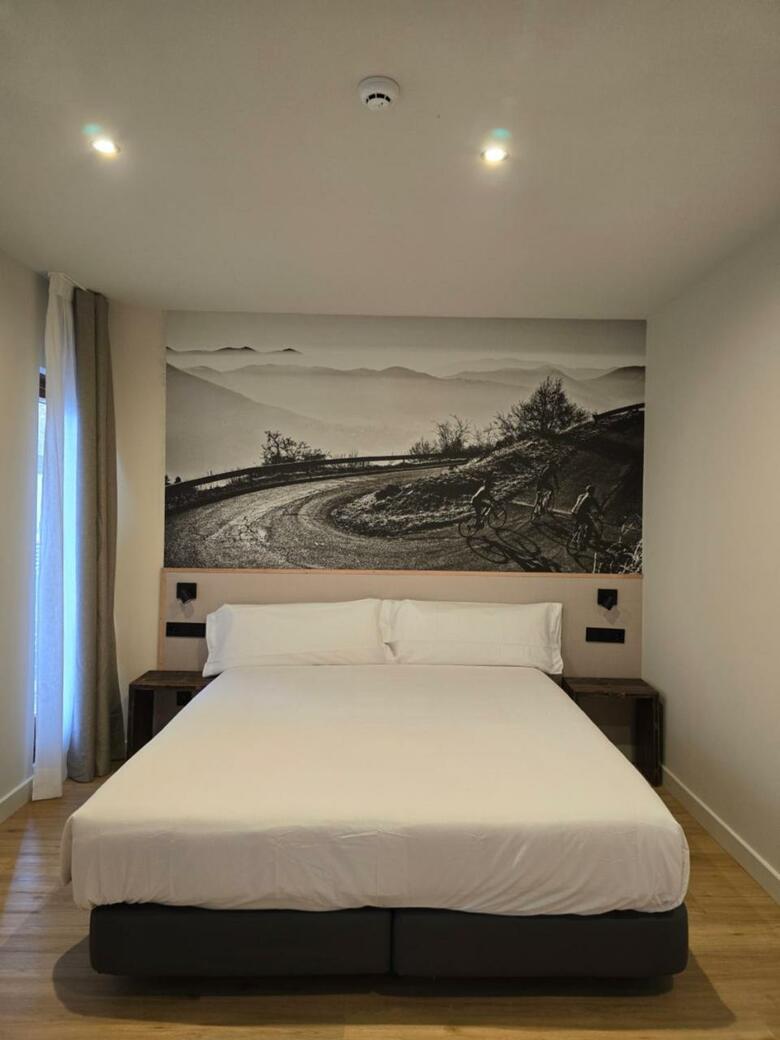 Hotel Llivia