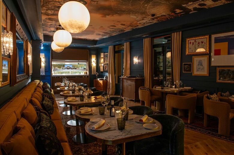 Hotel Montera Madrid, Curio Collection By Hilton